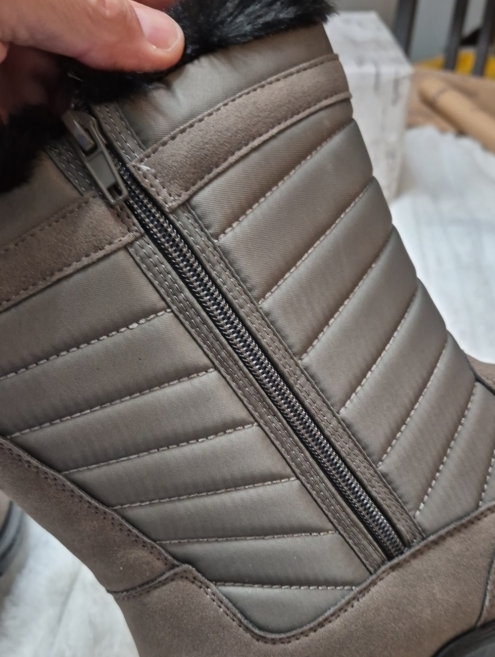 Easy Street Frazer Waterproof "Easy Works" Women's Sz 12 Wide Boots New - Picture 9 of 9
